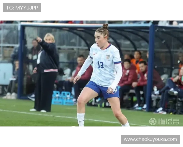 美国女足球员称赞梅西任意球技艺精湛并表示向其学习提升自我